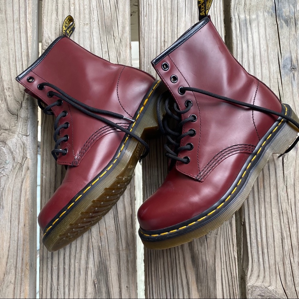 Dr Martens 1460 SMOOTH LEATHER LACE UP BOOTS